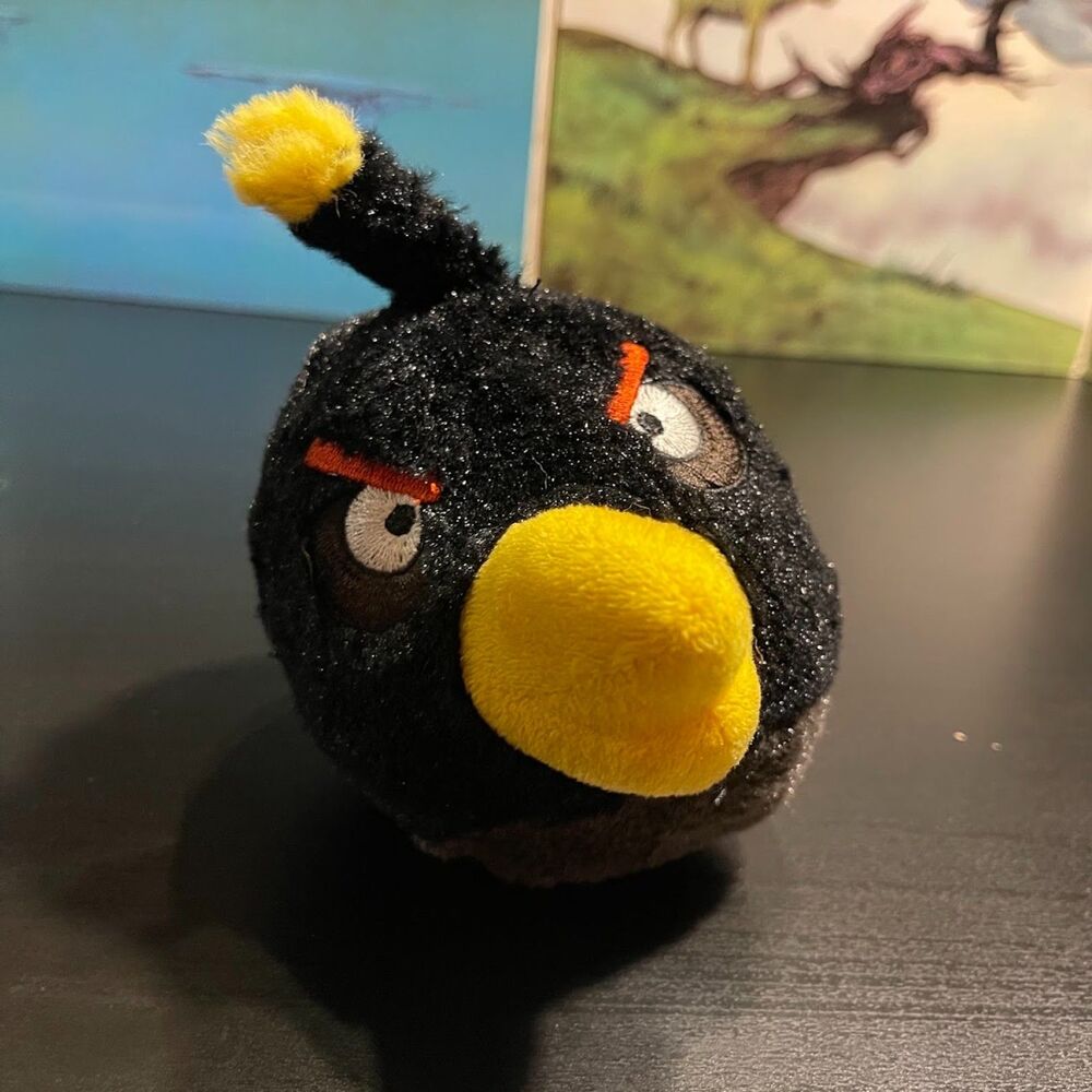 Angry Birds Black Crow Bomb Bird Plush 5-inch Commonwealth Year 2010